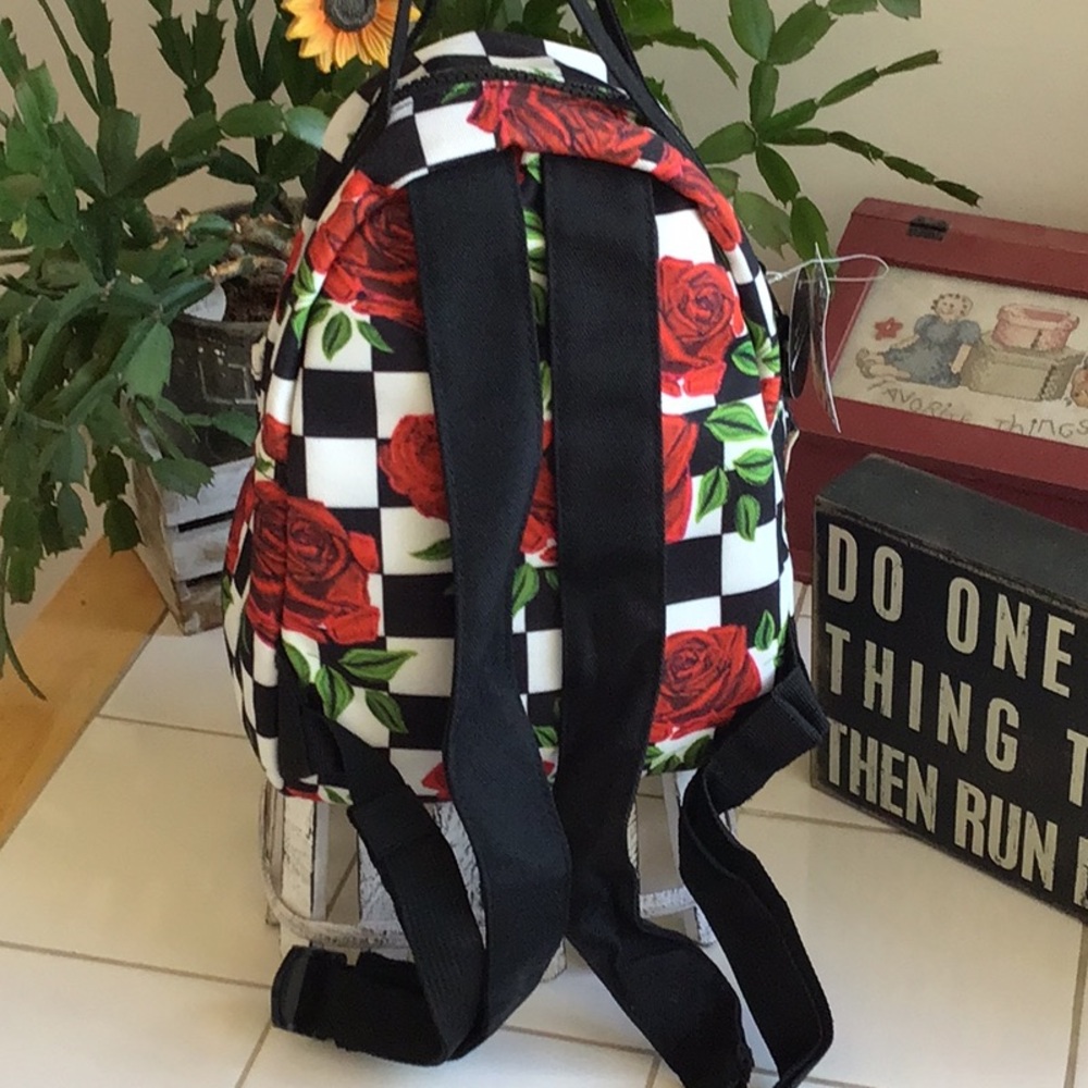 ‘Spencer’s’ Floral Roses/Checkerboard Mini Backpack NWT - Picture 6 of 9